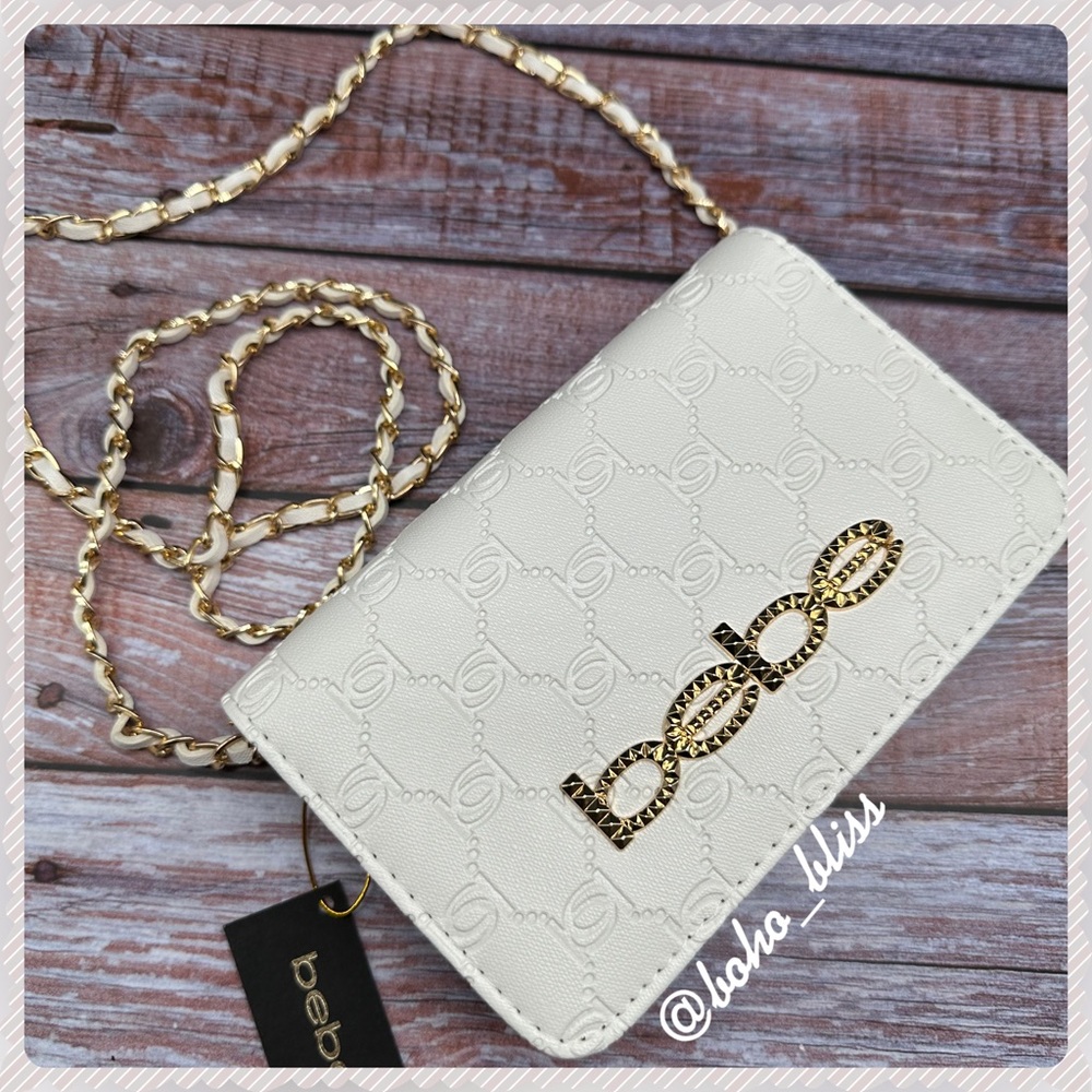 BEBE | White & Gold Crossbody Messenger Bag NWT